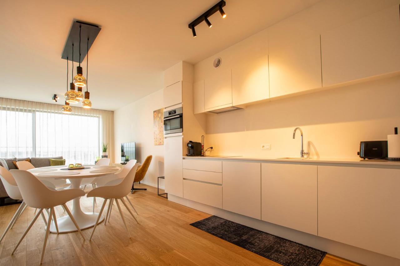 Modern En Gezellig Appartement Vlak Aan Het Strand Blankenberge Exterior foto